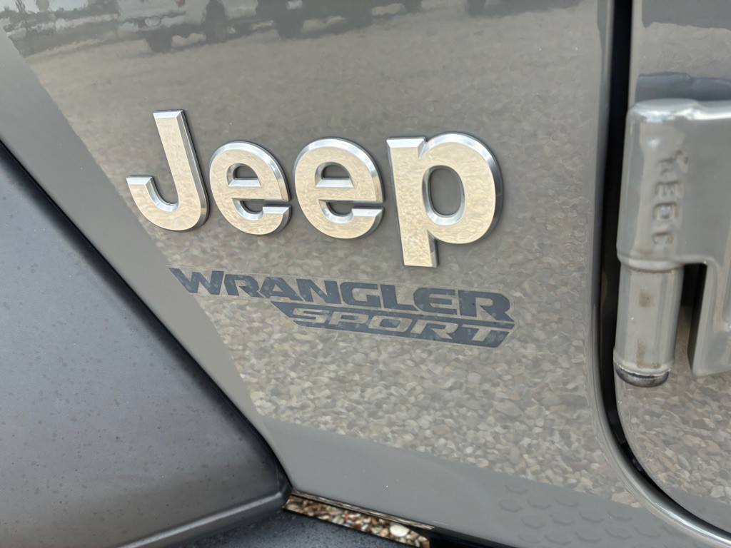 2019 Jeep Wrangler Image 8