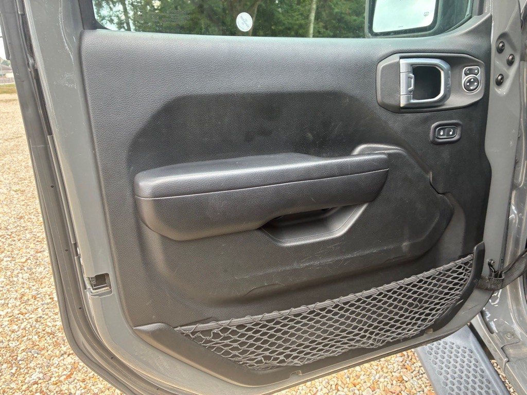 2019 Jeep Wrangler Image 10
