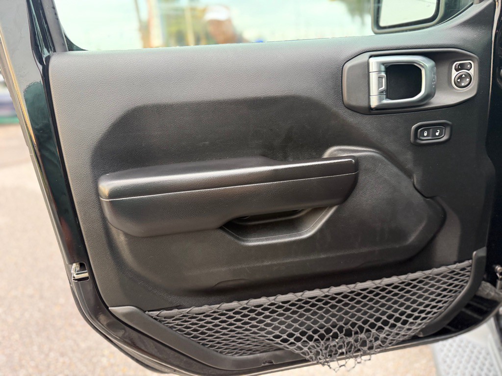 2020 Jeep Wrangler Unlimited Image 17