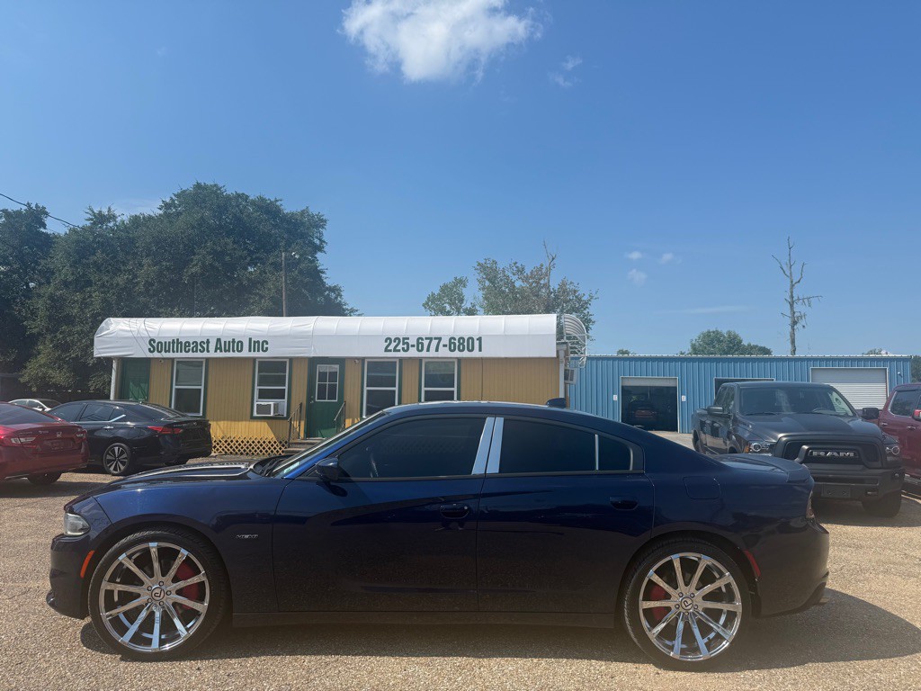 2015 Dodge Charger Image 1