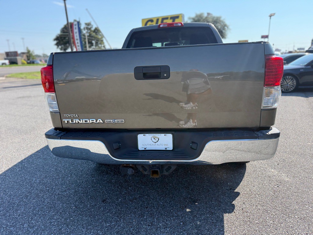 2010 Toyota Tundra Image 6