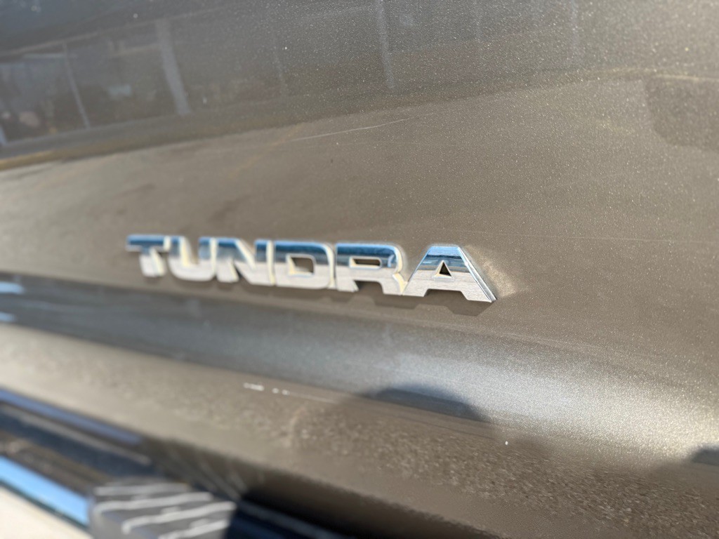 2010 Toyota Tundra Image 10