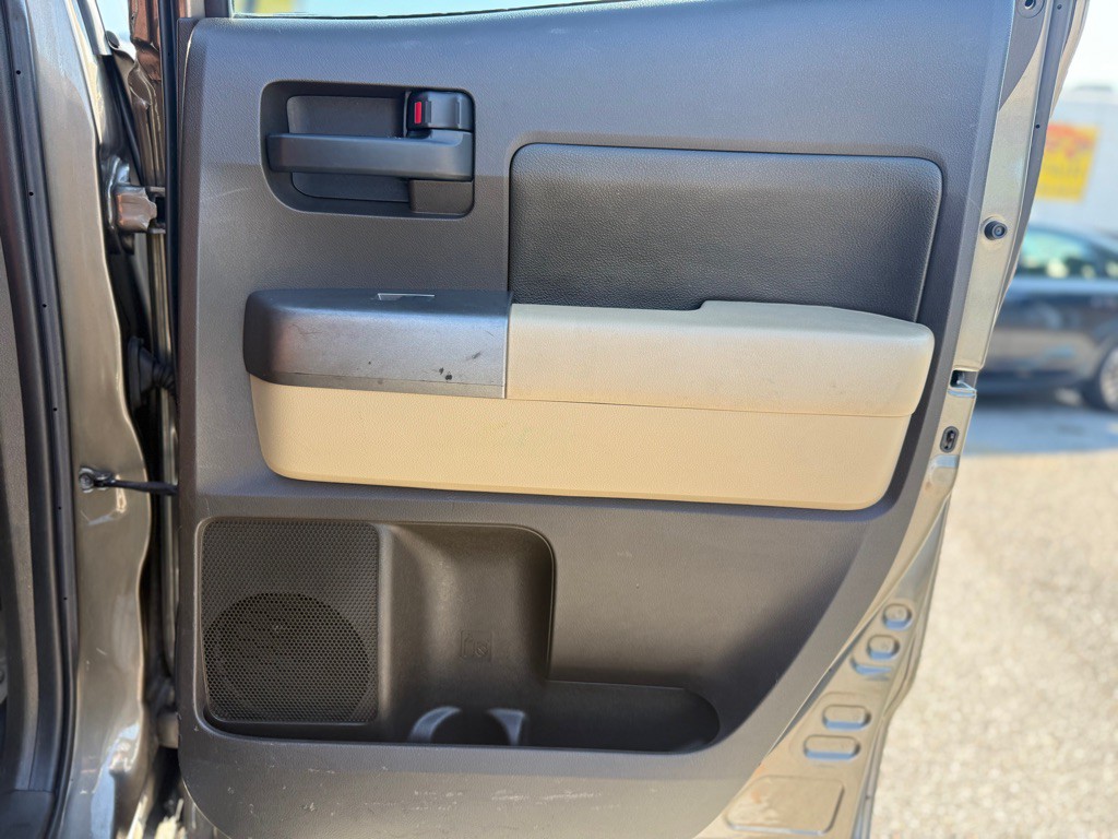 2010 Toyota Tundra Image 20