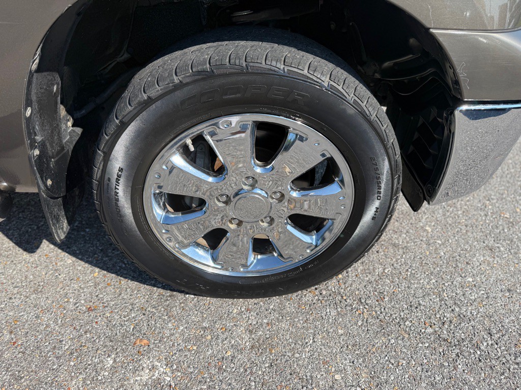 2010 Toyota Tundra Image 24