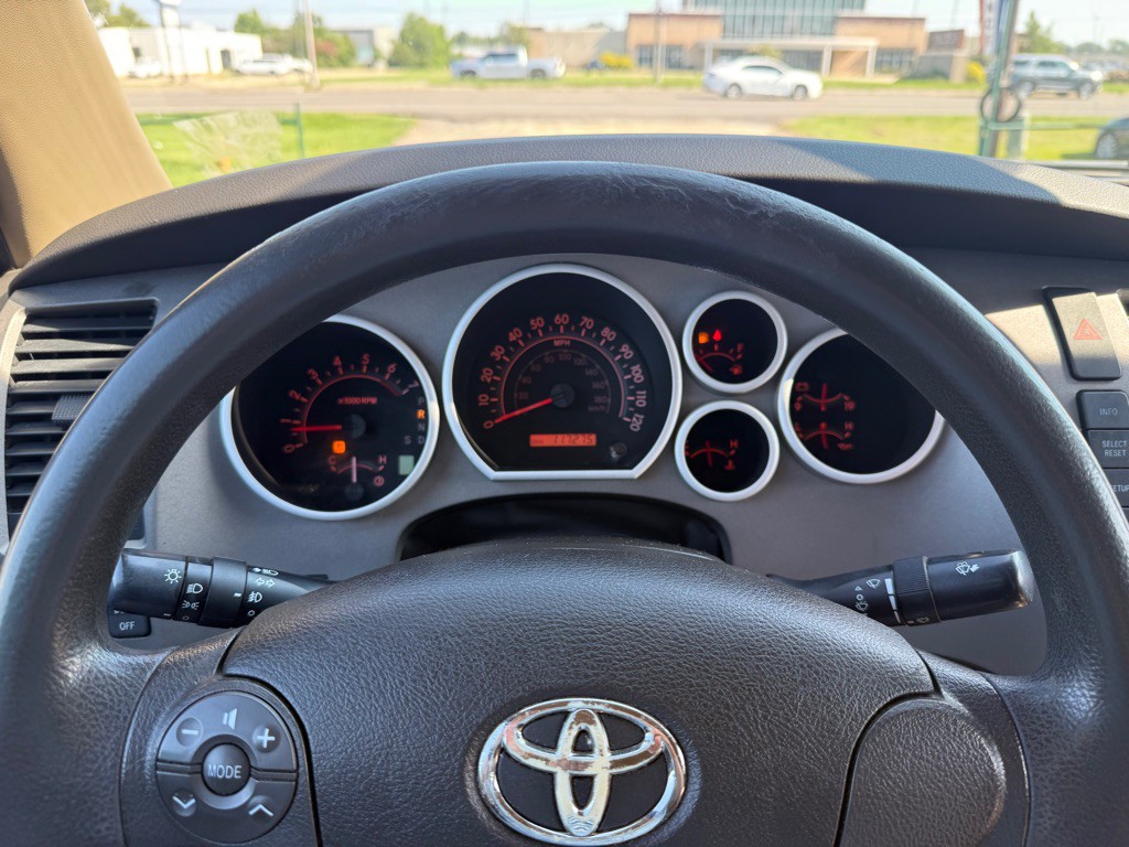 2010 Toyota Tundra Image 29