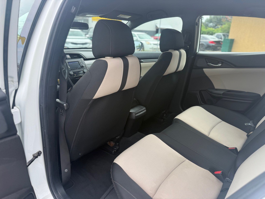 2018 Honda Civic Image 13