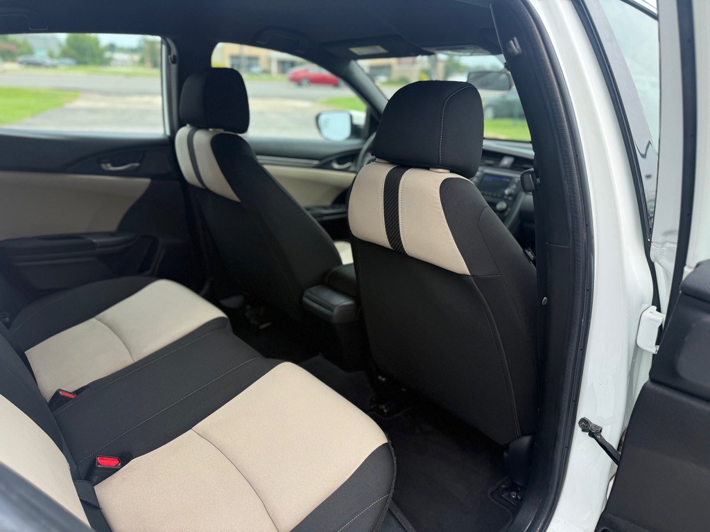 2018 Honda Civic Image 17