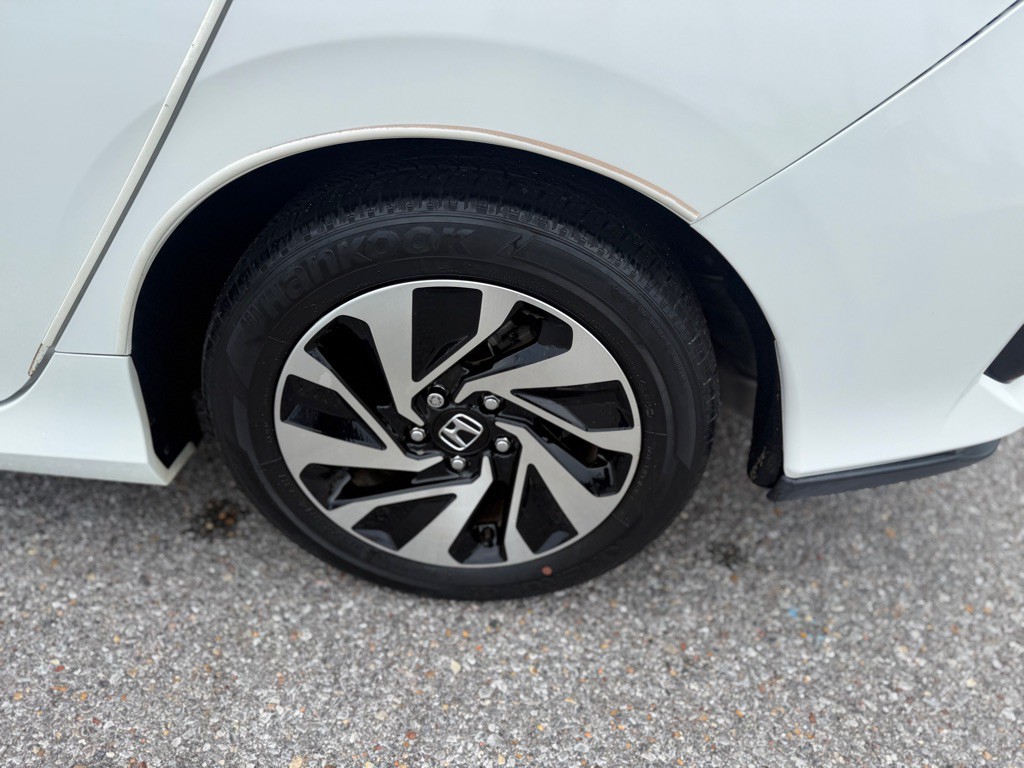 2018 Honda Civic Image 27