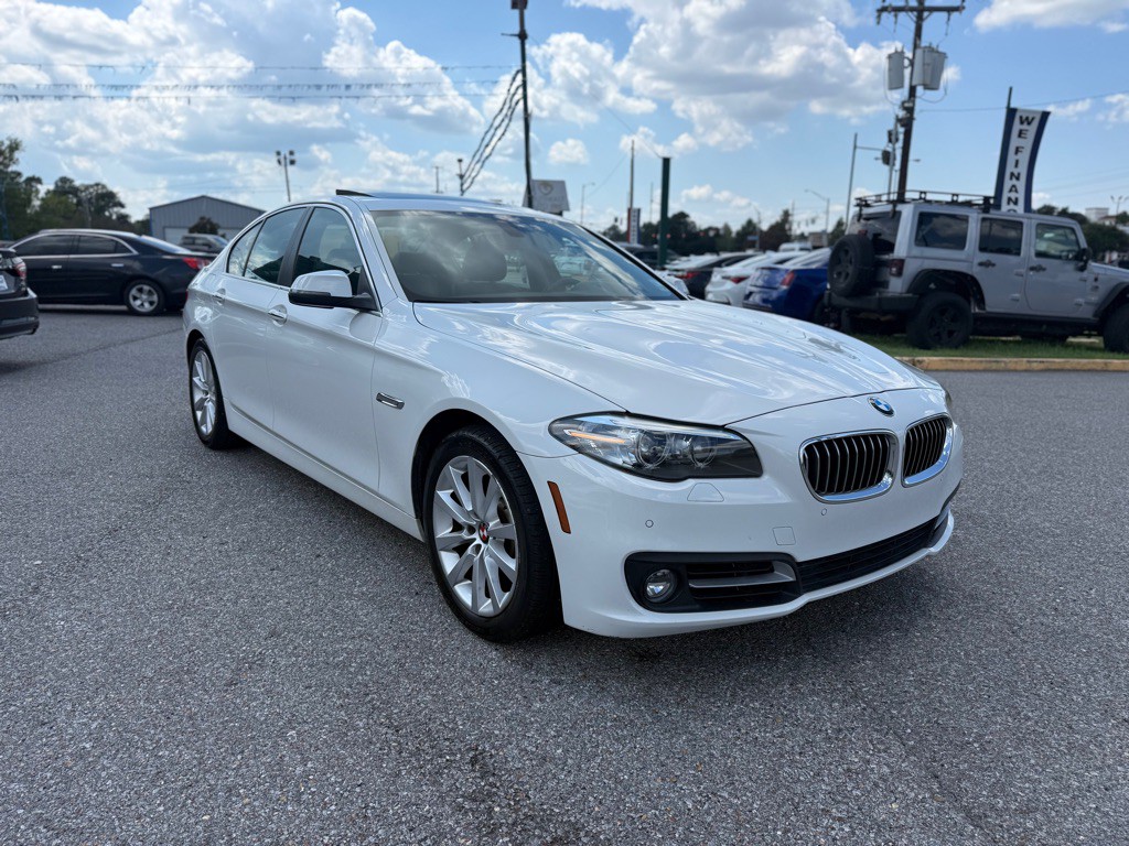 2016 BMW 5 Series Image 3
