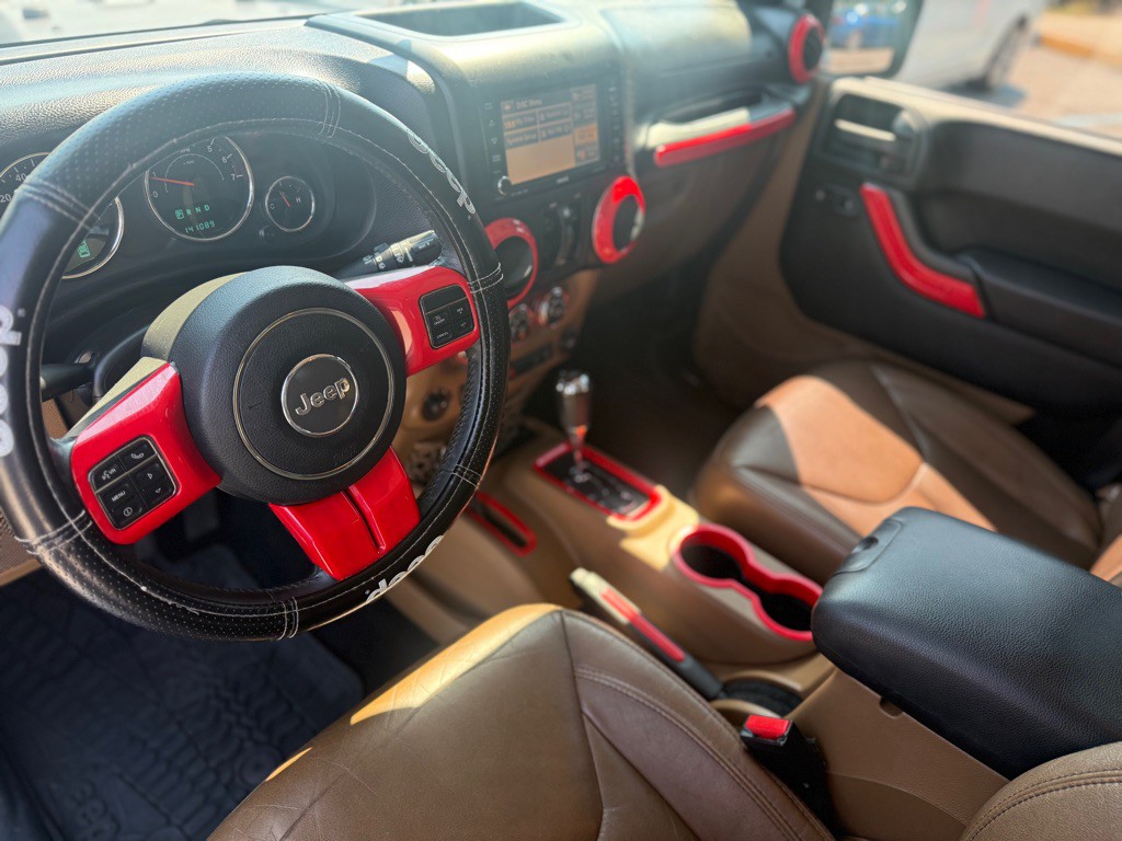 2014 Jeep Wrangler Unlimited Image 12