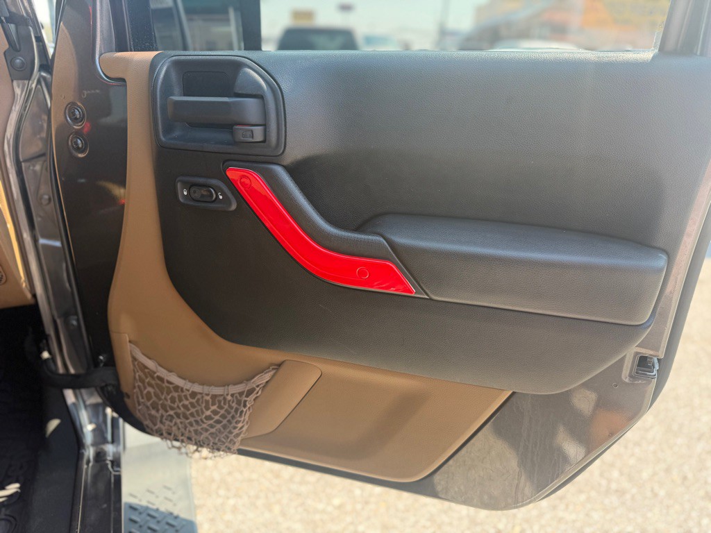2014 Jeep Wrangler Unlimited Image 22