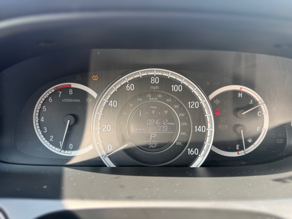 2016 Honda Accord Image 24