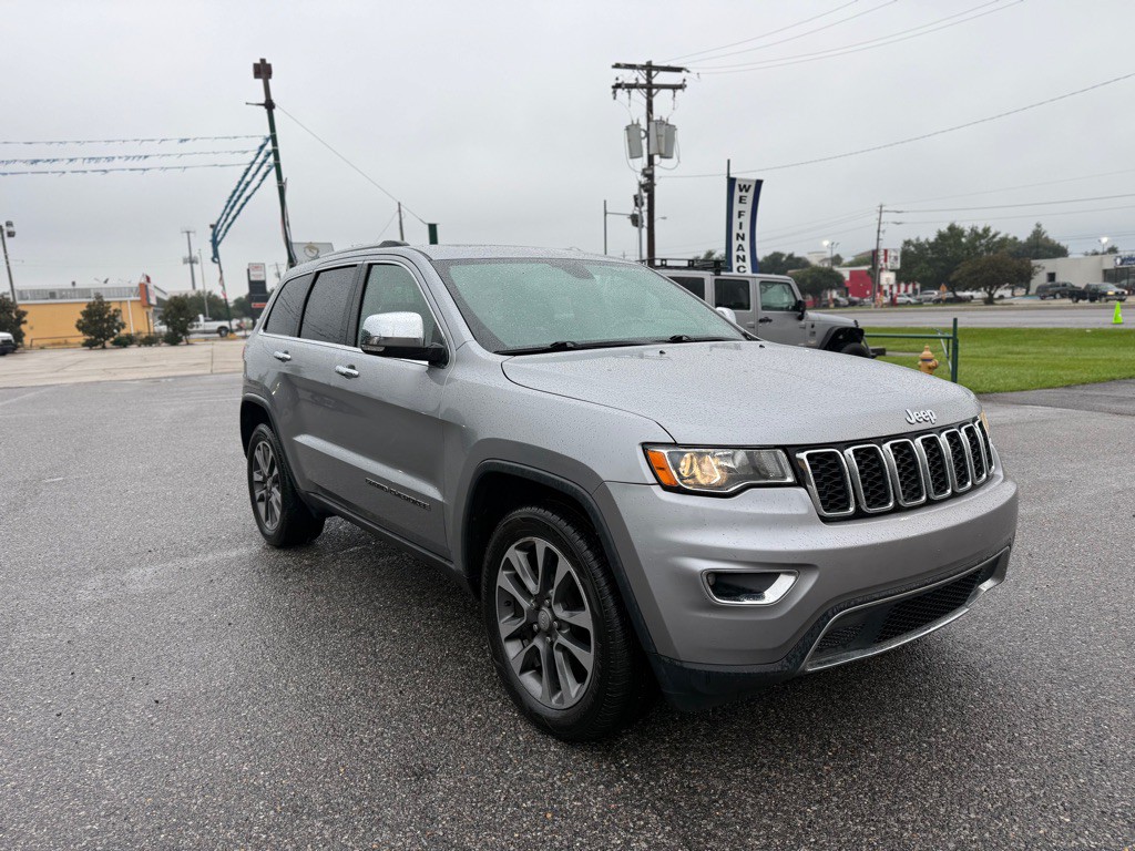 2018 Jeep Grand Cherokee Image 3