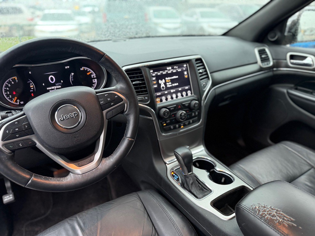 2018 Jeep Grand Cherokee Image 12