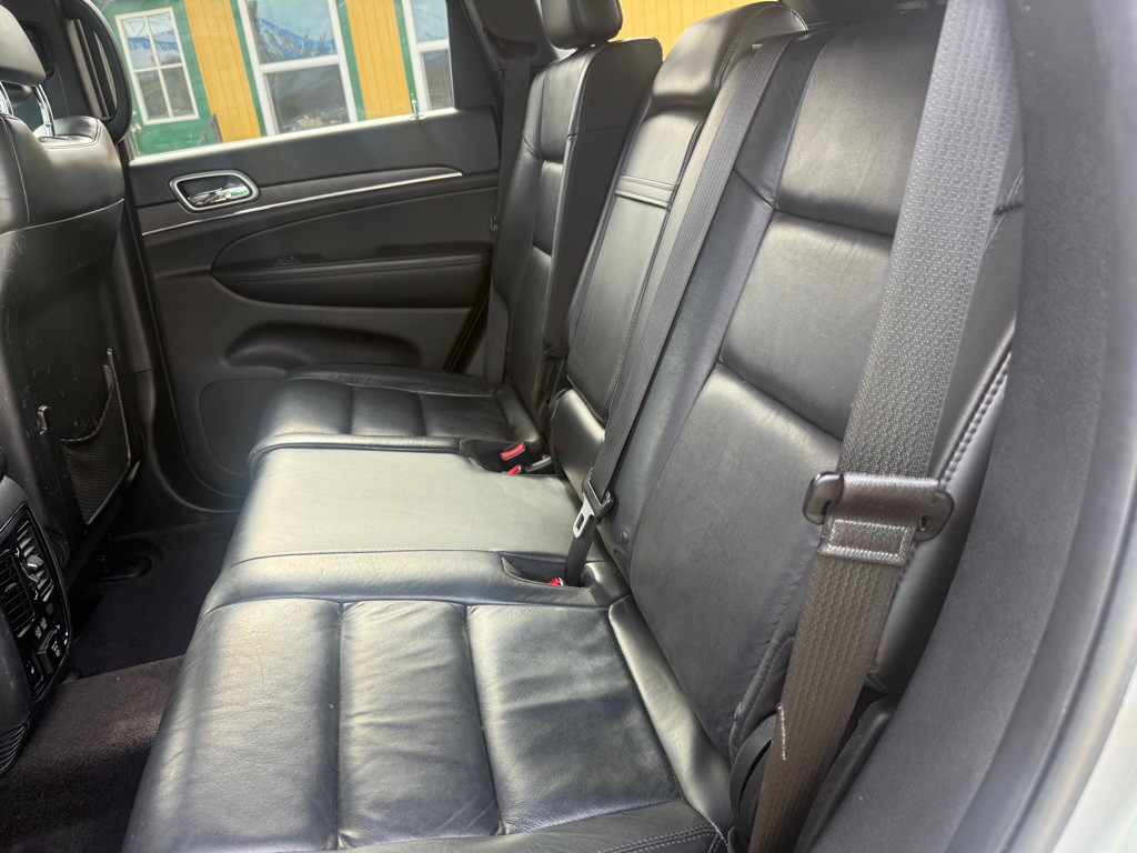 2018 Jeep Grand Cherokee Image 39