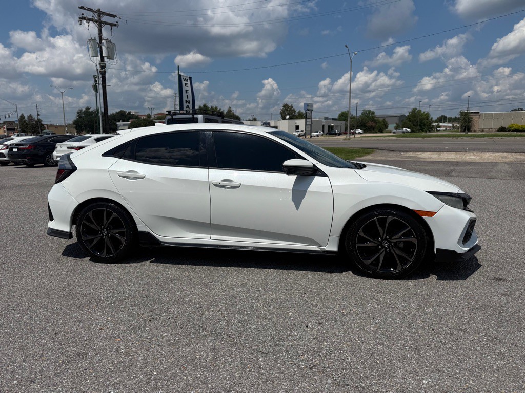 2017 Honda Civic Image 4
