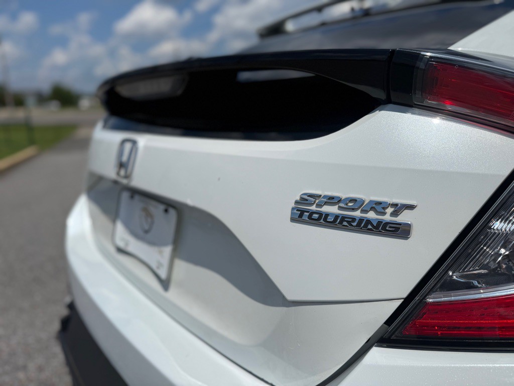 2017 Honda Civic Image 11