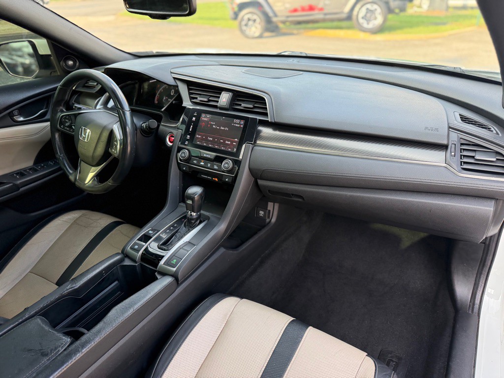 2017 Honda Civic Image 20