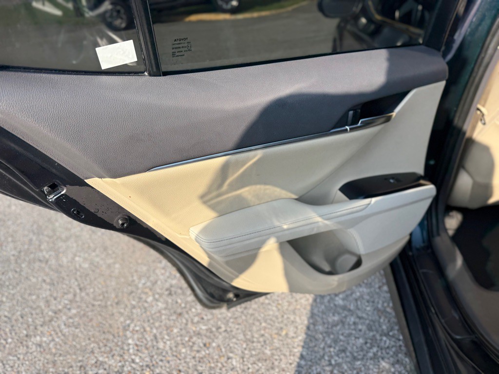 2020 Toyota Camry Image 22