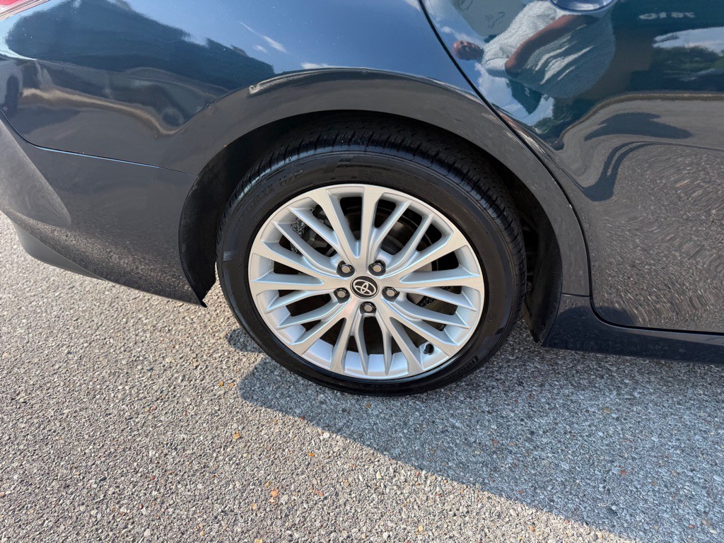 2020 Toyota Camry Image 26