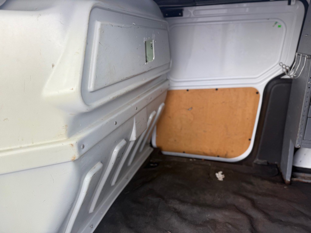 2015 Ford Transit Connect Image 17