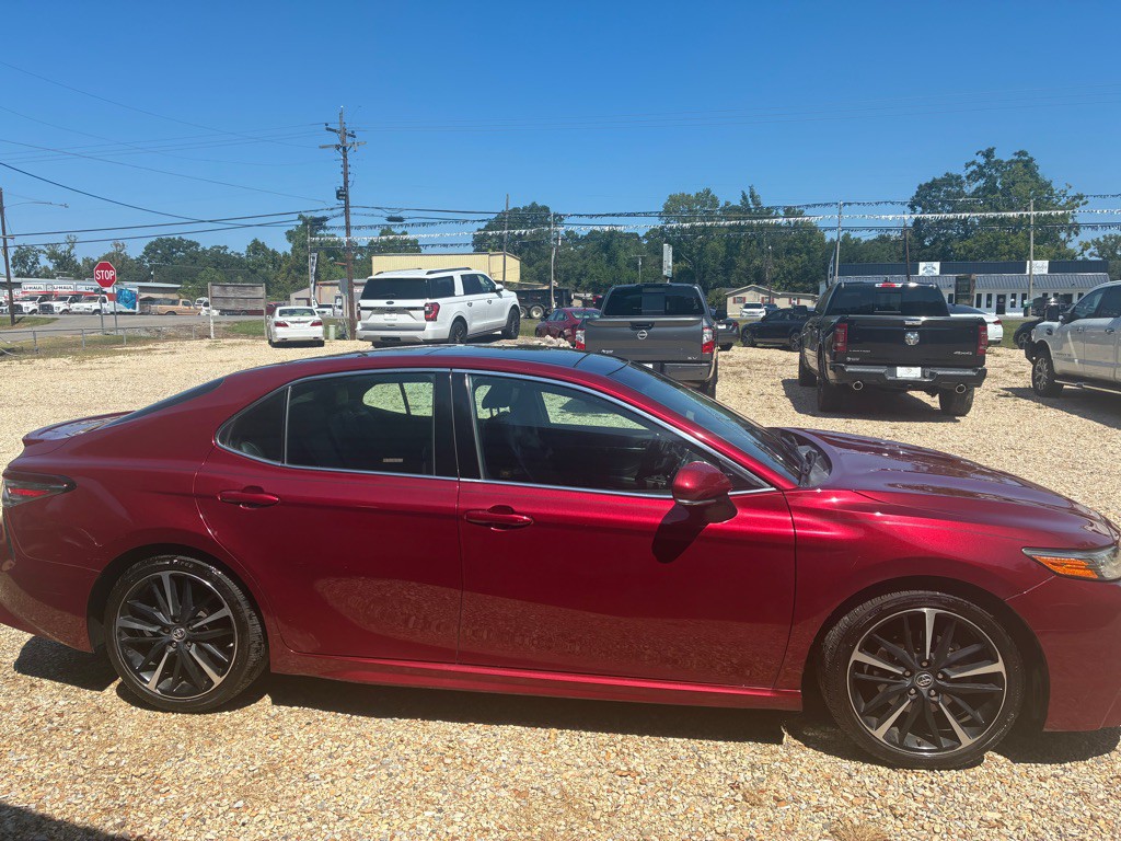 2018 Toyota Camry Image 4