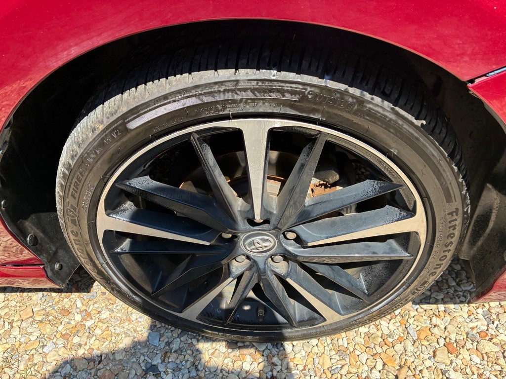 2018 Toyota Camry Image 15