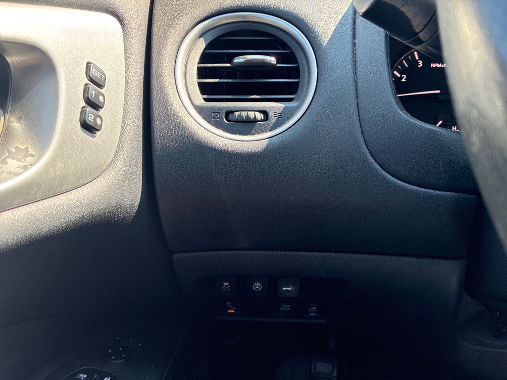 2018 Nissan Pathfinder Image 13
