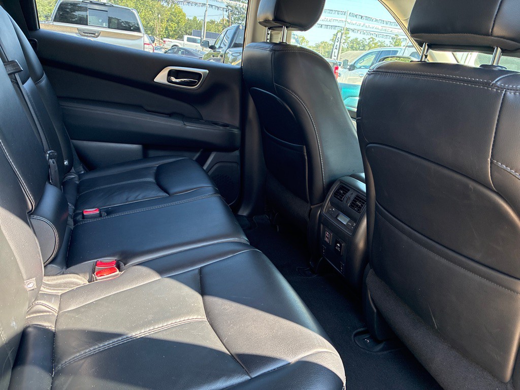 2018 Nissan Pathfinder Image 20