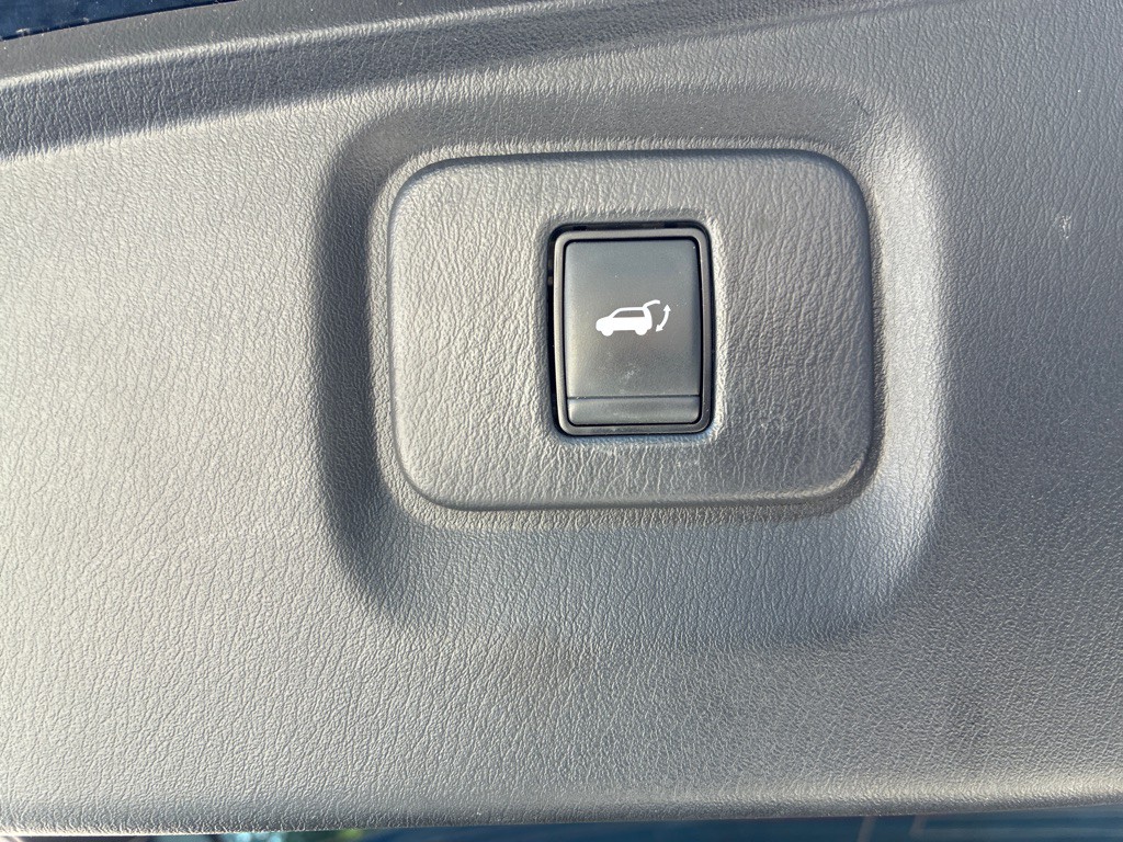 2018 Nissan Pathfinder Image 23