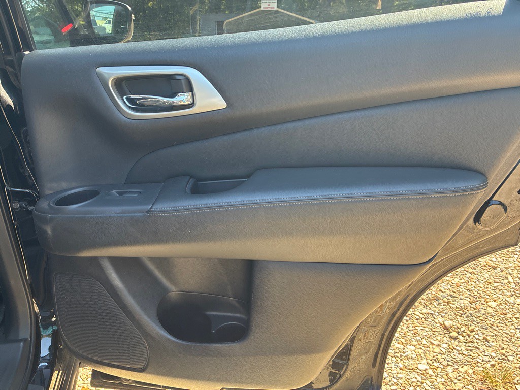 2018 Nissan Pathfinder Image 26