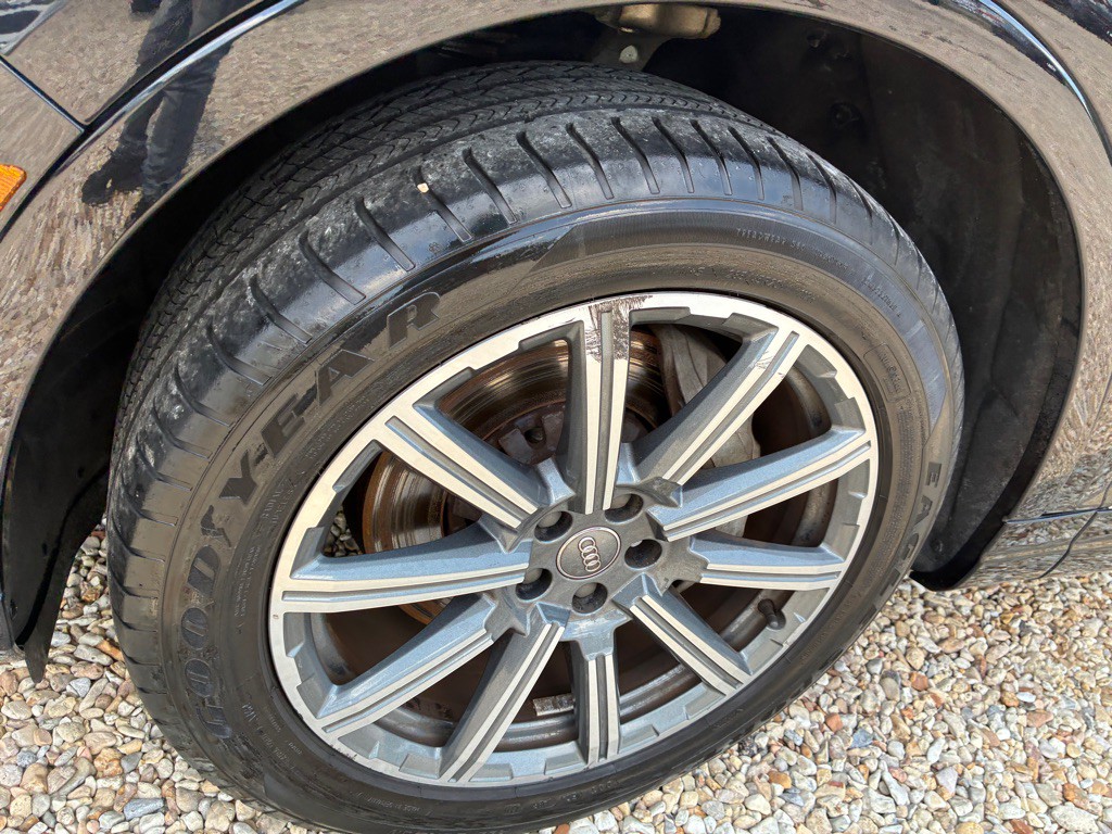 2018 Audi Q7 Image 35