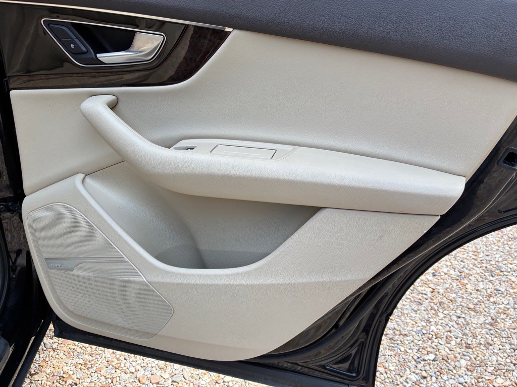 2018 Audi Q7 Image 28