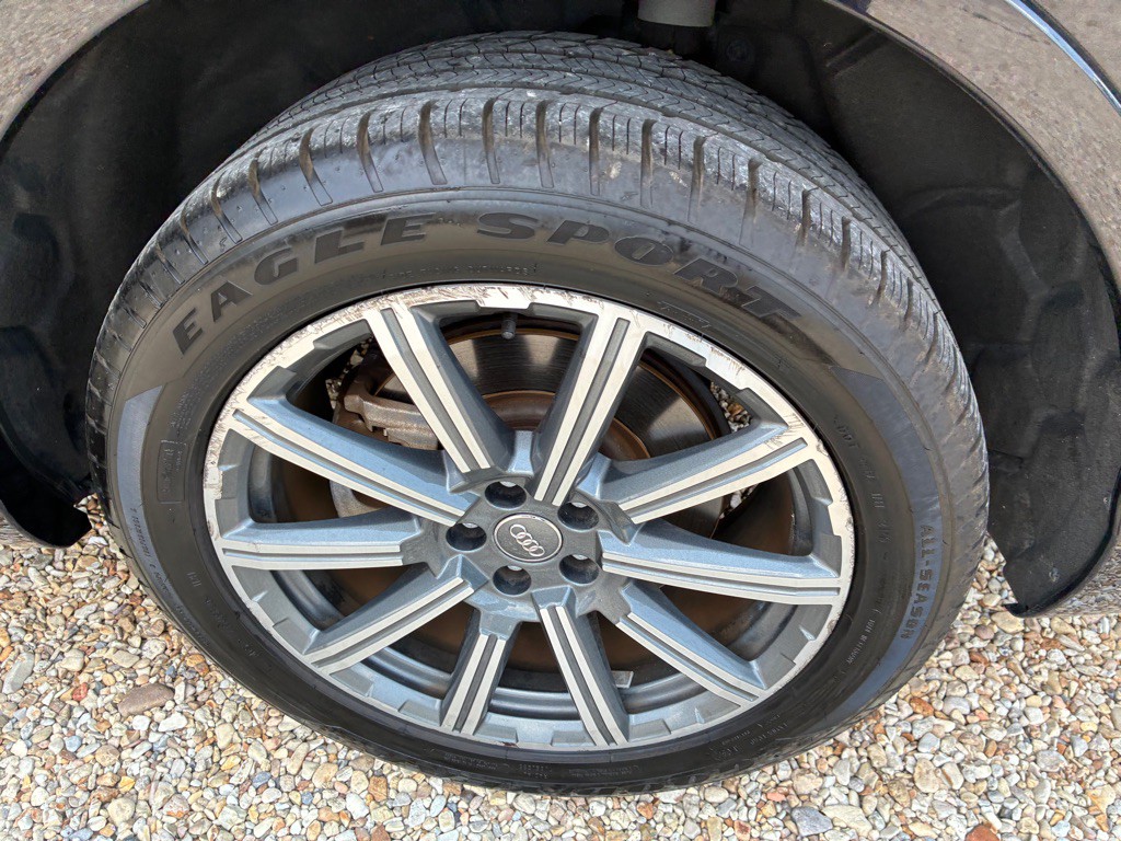 2018 Audi Q7 Image 33