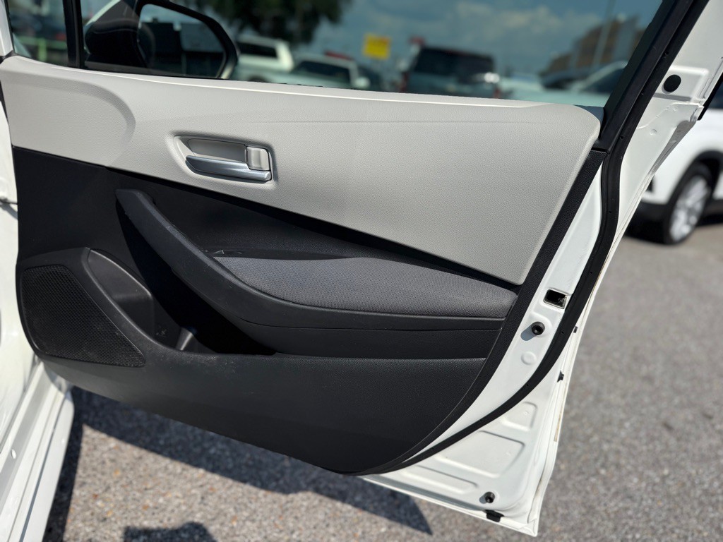 2021 Toyota Corolla Image 19