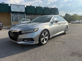 Image for 2018 Honda Accord Touring ID: 6843247
