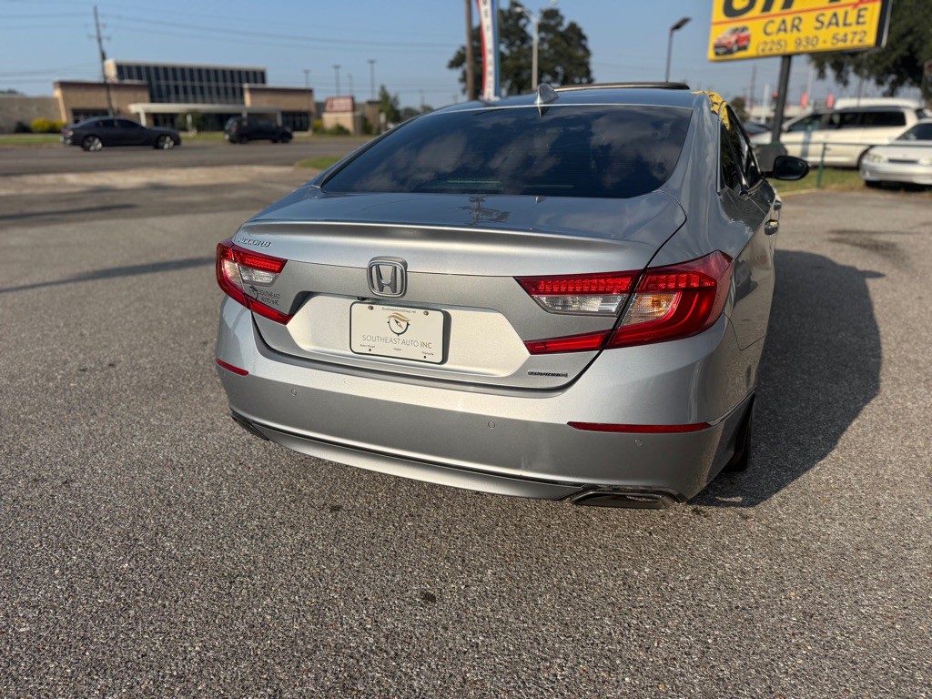 2018 Honda Accord Image 6