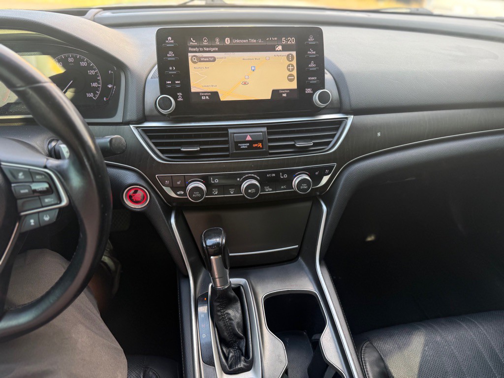 2018 Honda Accord Image 22