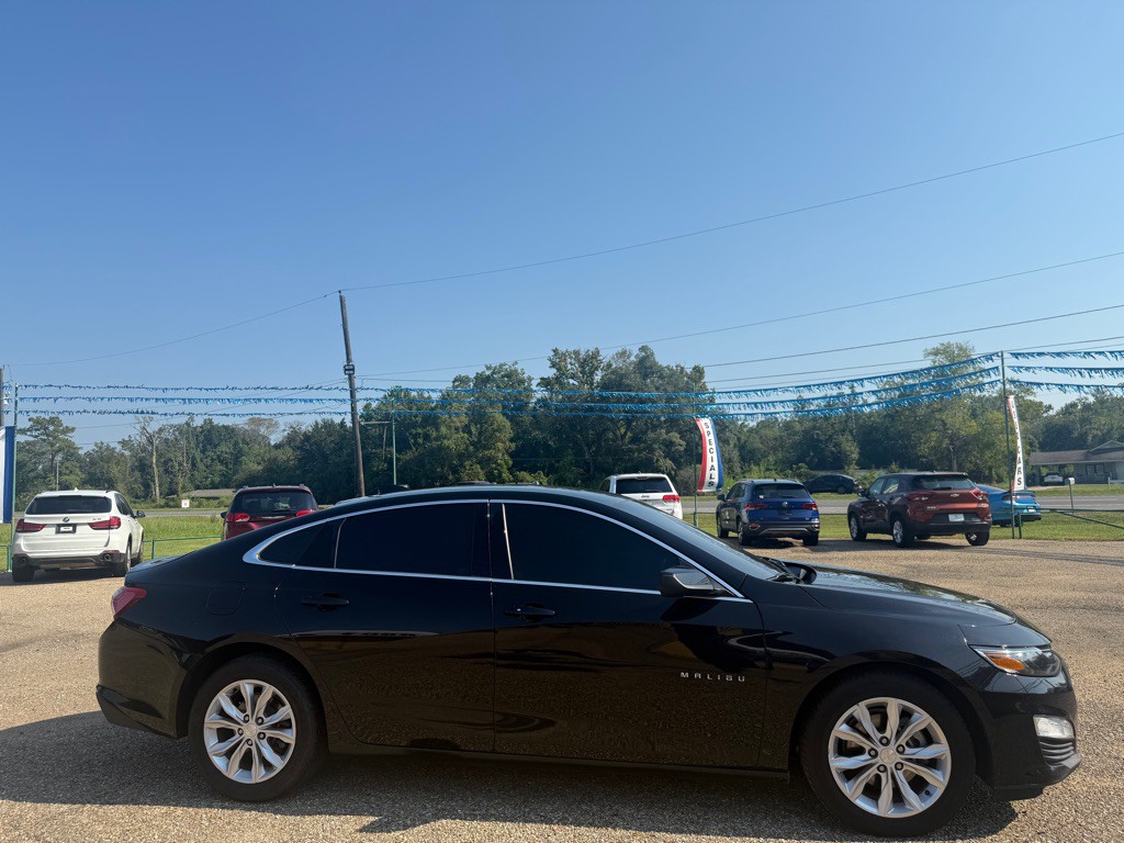 2019 Chevrolet Malibu Image 4