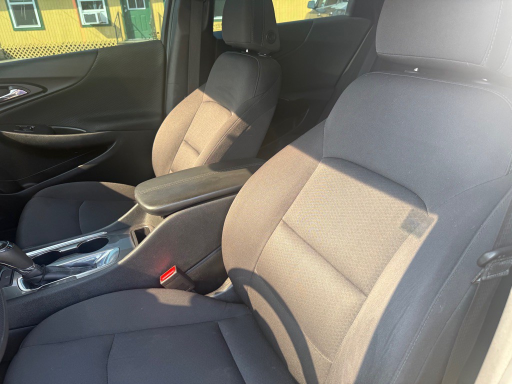 2019 Chevrolet Malibu Image 6