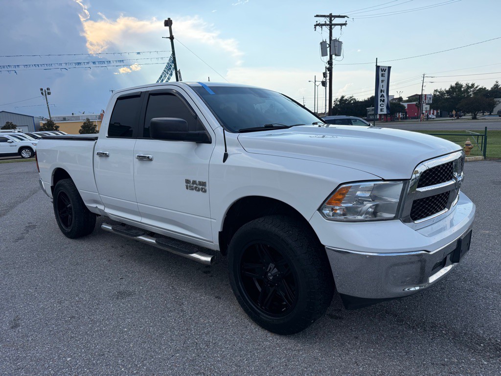 2017 RAM 1500 Image 3