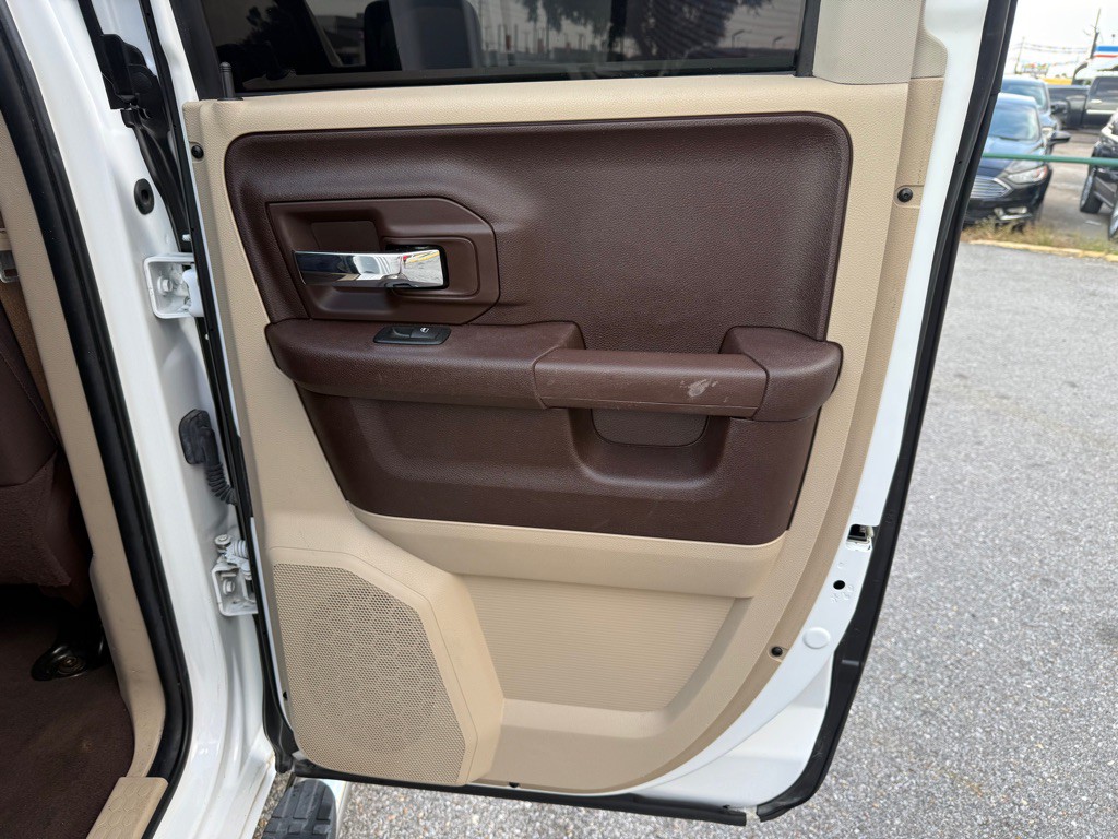 2017 RAM 1500 Image 21