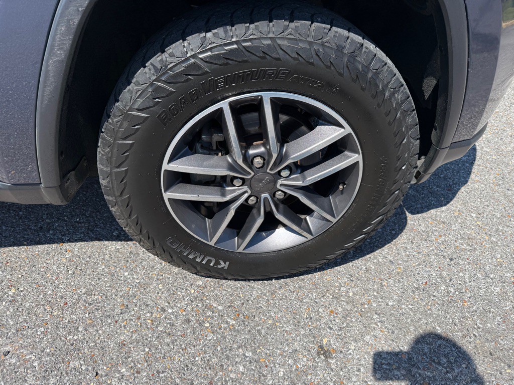 2019 Jeep Grand Cherokee Image 28
