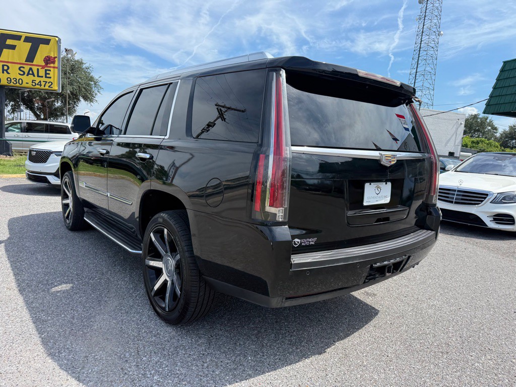 2016 Cadillac Escalade Image 7