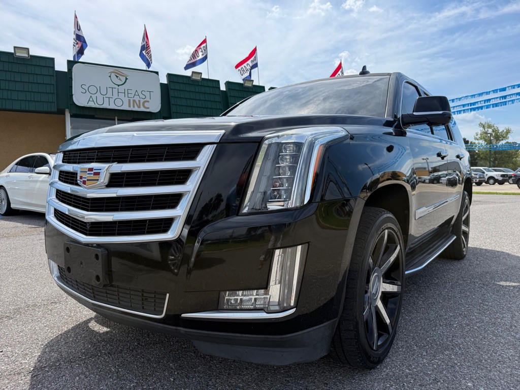 2016 Cadillac Escalade Image 35