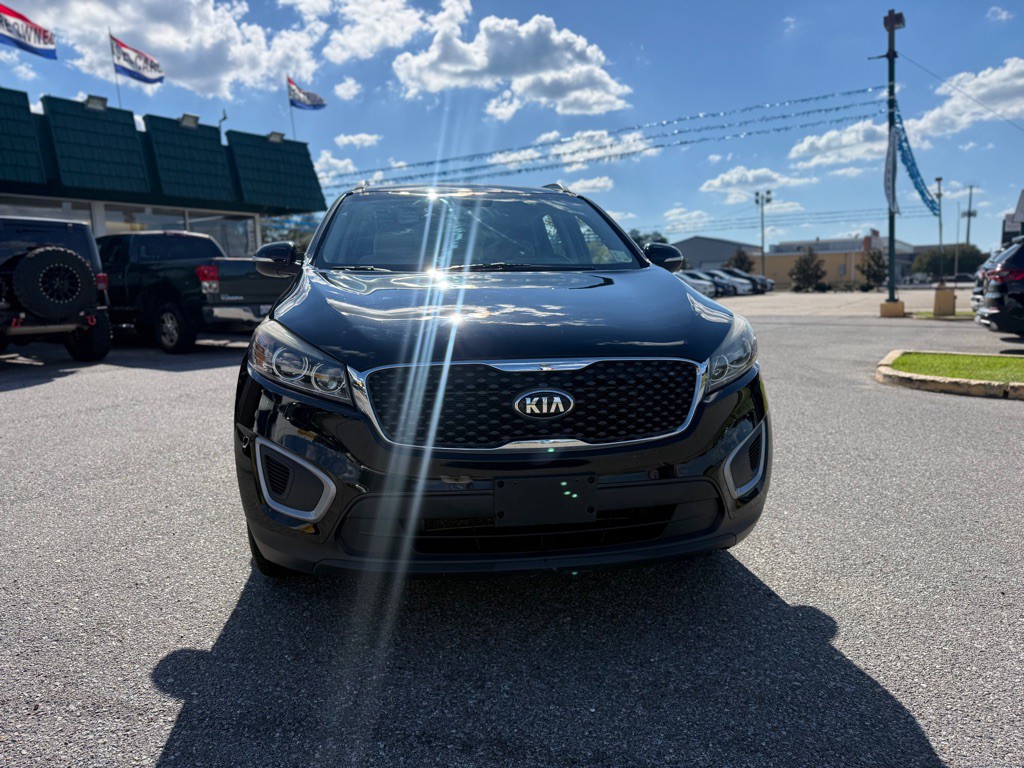 2018 Kia Sorento Image 2