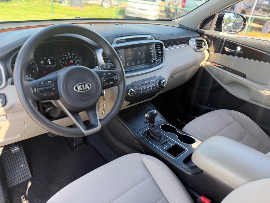 2018 Kia Sorento Image 9