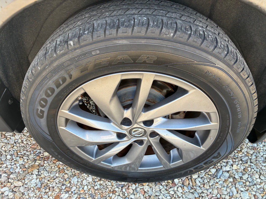 2016 Nissan Rogue Image 28
