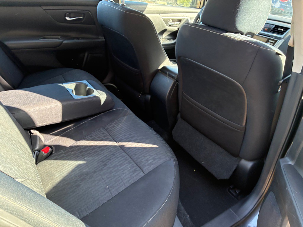 2018 Nissan Altima Image 15