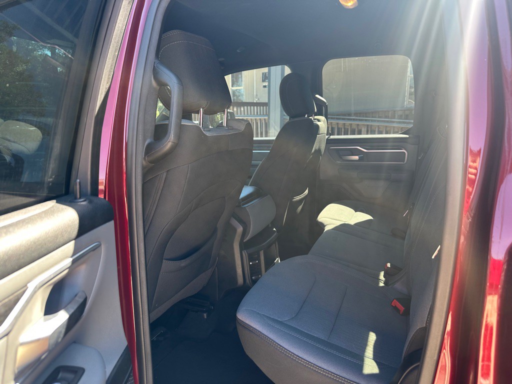 2021 RAM 1500 Image 9